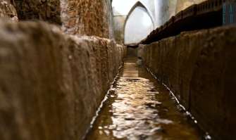 I "bottini" di Irsina: quelle gallerie medievali scavate nella roccia per raccogliere acqua sorgiva